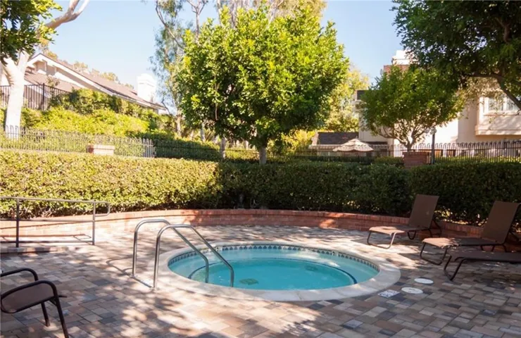 38 Hillgrass, Irvine, California 92603