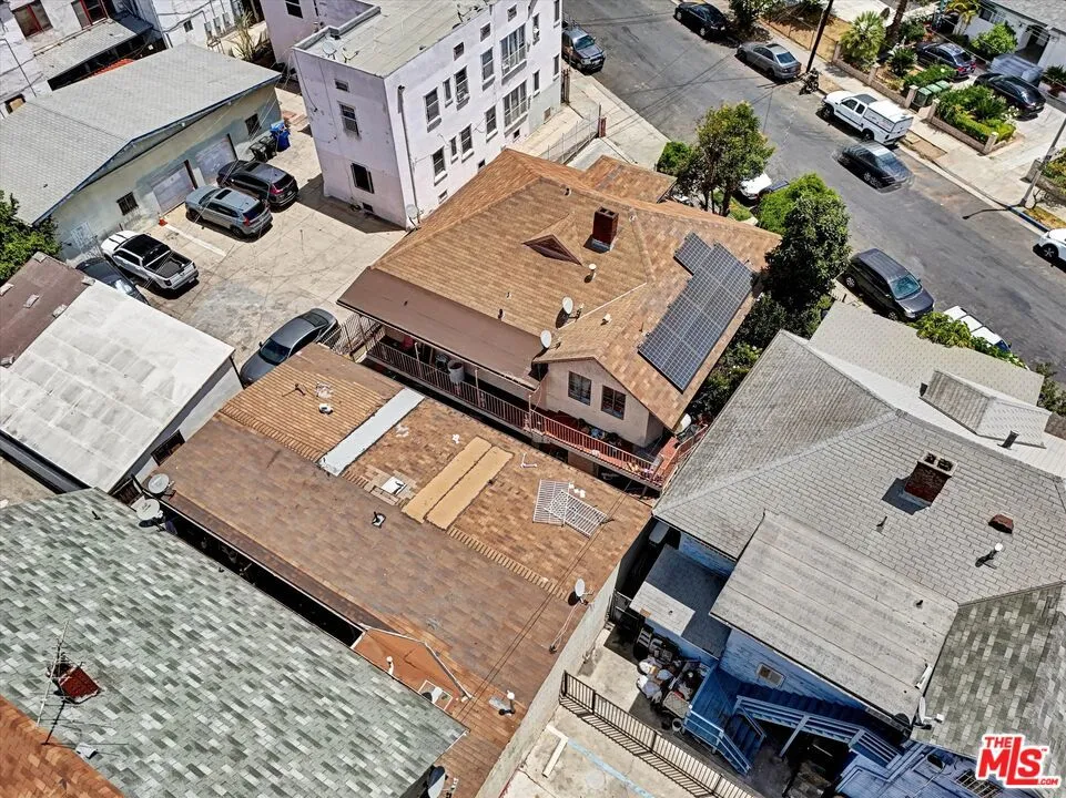 1421 Courtland Avenue, Los Angeles, California 90006 — photo 5