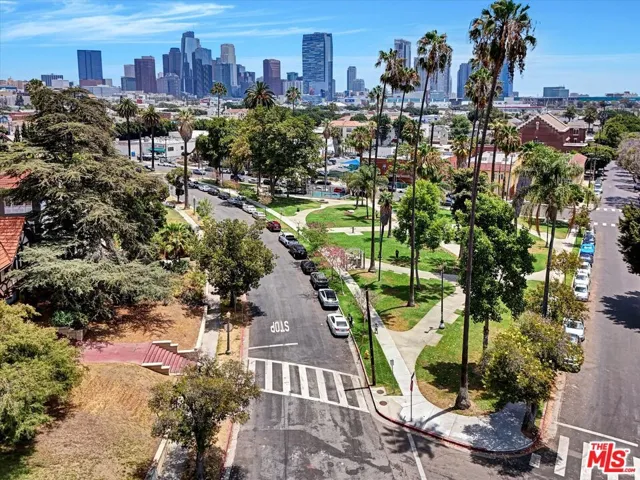 1421 Courtland Avenue, Los Angeles, California 90006