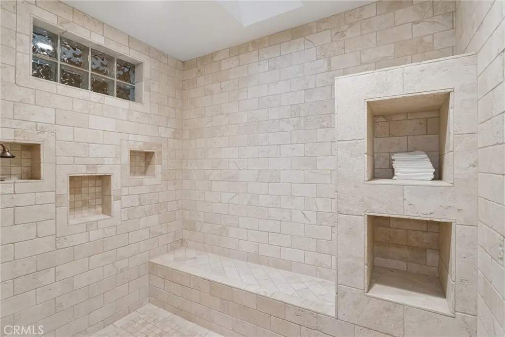 guest house walk in shower