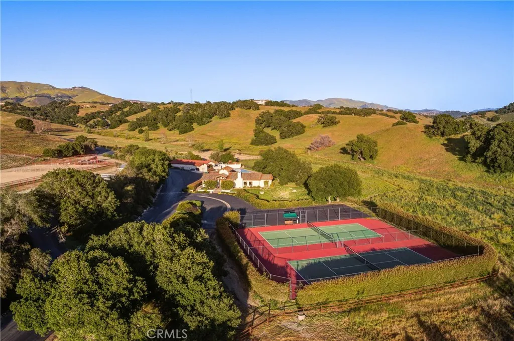 HOA Community Tennis Courts