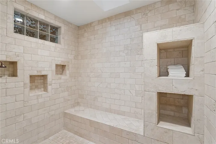 guest house walk in shower
