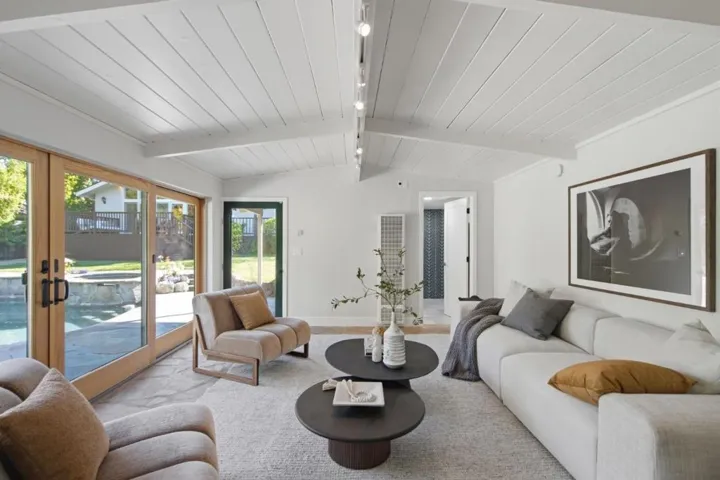 109 Alturas Drive, Burlingame, California 94010