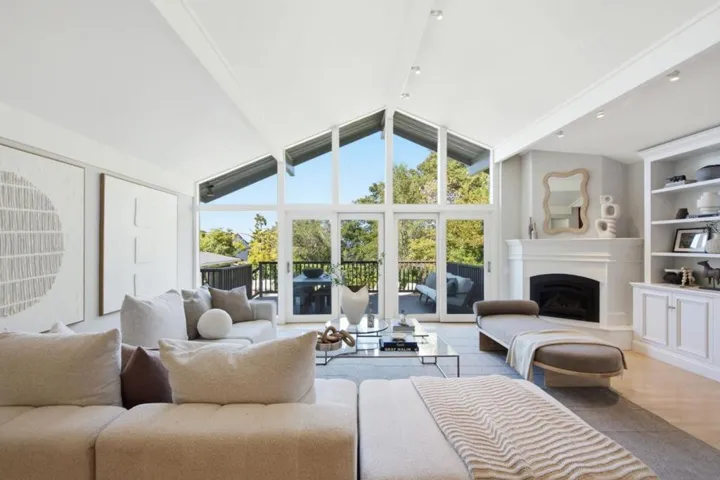 109 Alturas Drive, Burlingame, California 94010