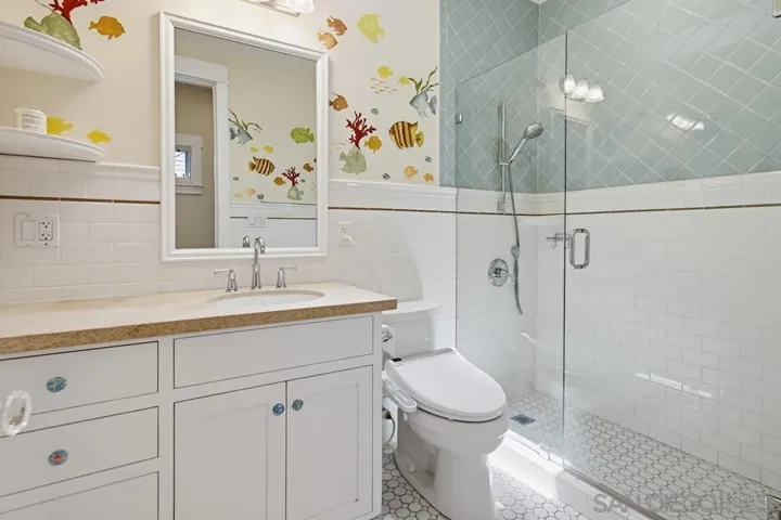 464 C, Coronado, California 92118
