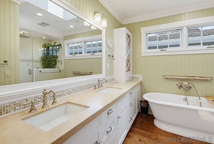 464 C, Coronado, California 92118