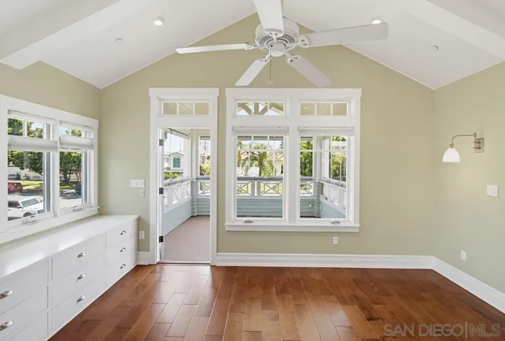 464 C, Coronado, California 92118