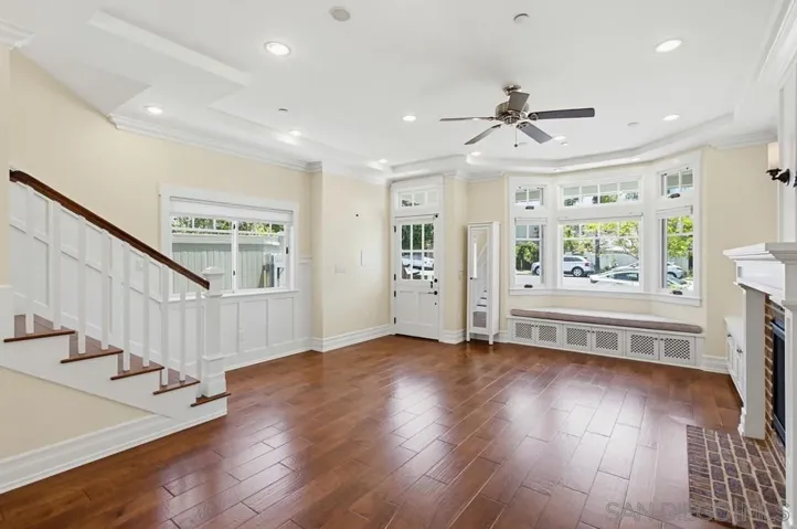 464 C, Coronado, California 92118