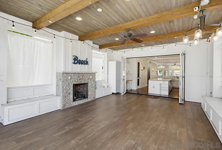 464 C, Coronado, California 92118