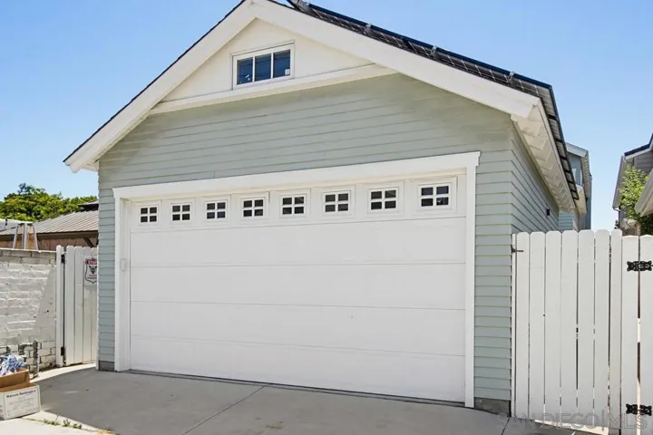 464 C, Coronado, California 92118