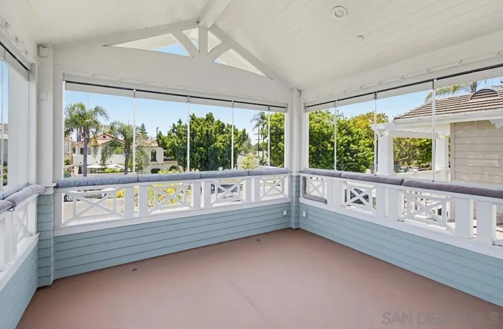 464 C, Coronado, California 92118
