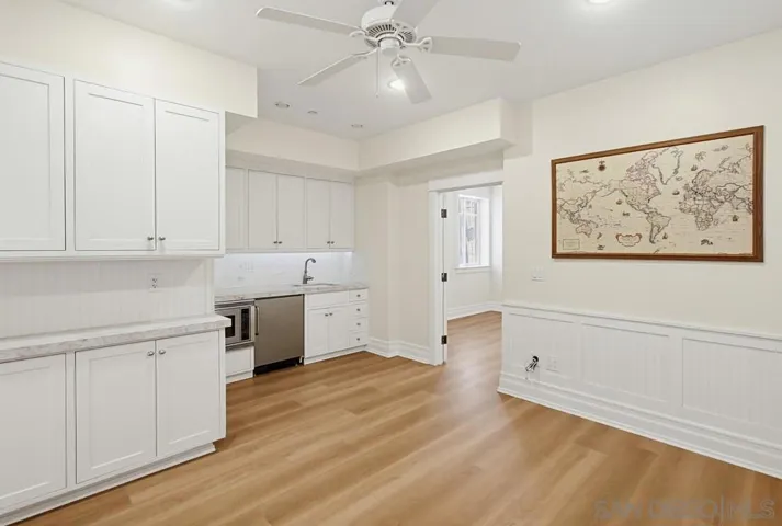 464 C, Coronado, California 92118