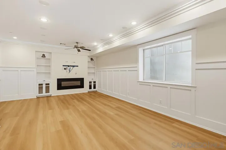 464 C, Coronado, California 92118