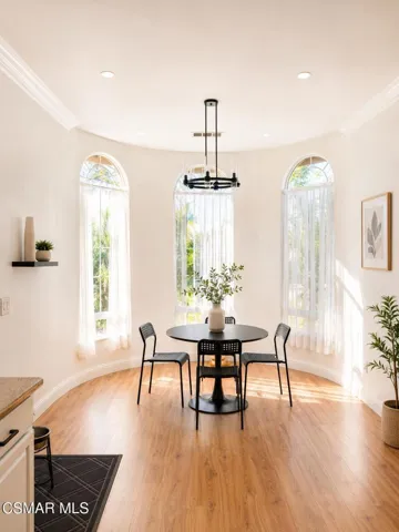 Breakfast Nook