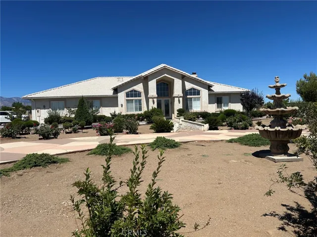 9408 La Cadena Avenue, Oak Hills, California 92344