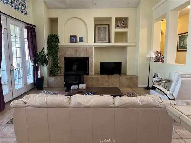 9408 La Cadena Avenue, Oak Hills, California 92344