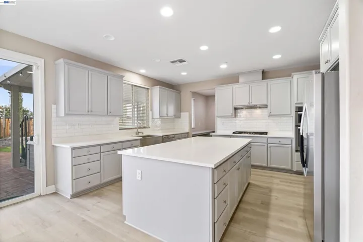 967 Dainty Ave, Brentwood, California 94513