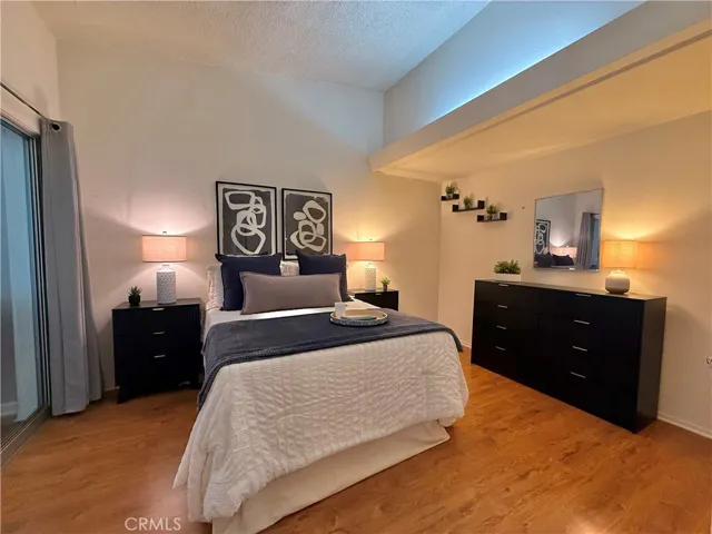 14001 Thunderbird Drive 4l, Seal Beach, California 90740