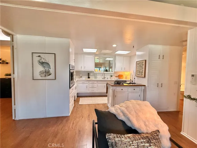 14001 Thunderbird Drive 4l, Seal Beach, California 90740