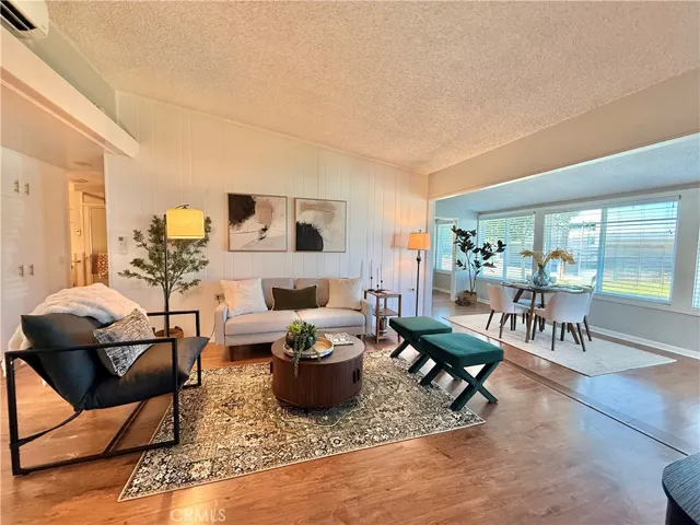 14001 Thunderbird Drive 4l, Seal Beach, California 90740