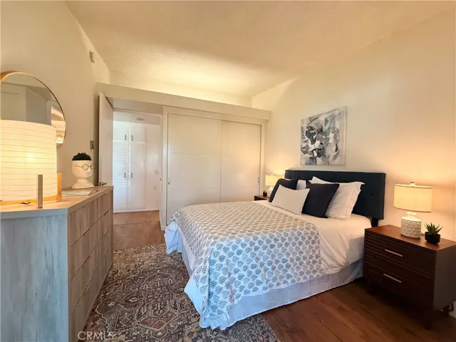 14001 Thunderbird Drive 4l, Seal Beach, California 90740
