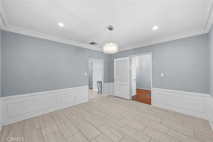 2465 Sherwood, San Marino, California 91108