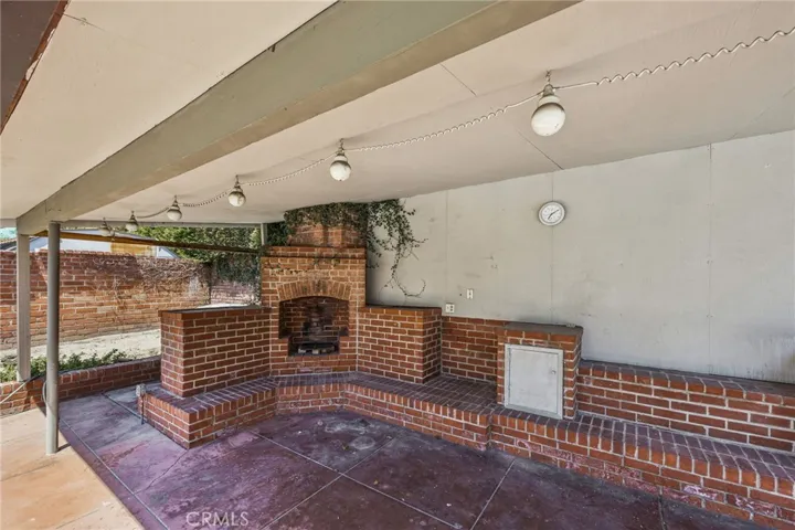 2465 Sherwood, San Marino, California 91108