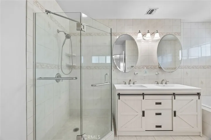 2465 Sherwood, San Marino, California 91108