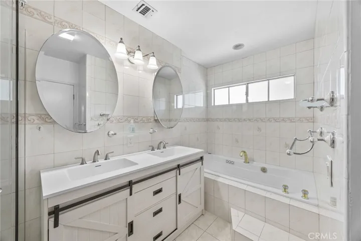 2465 Sherwood, San Marino, California 91108