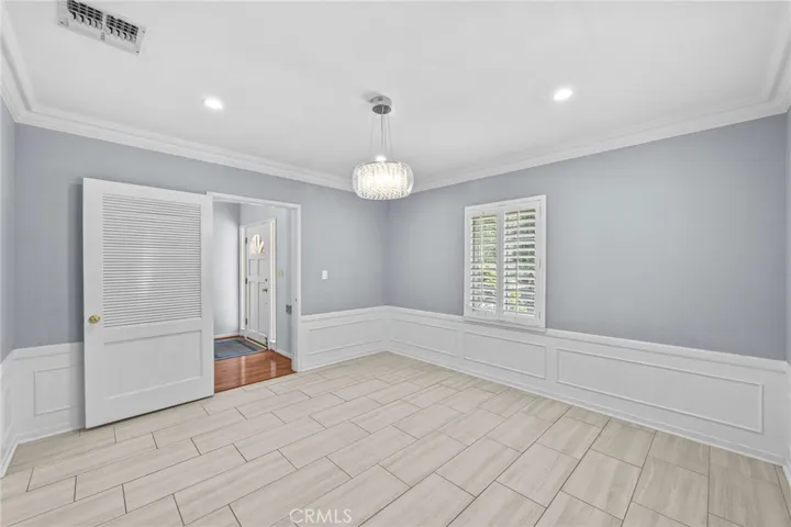 2465 Sherwood, San Marino, California 91108