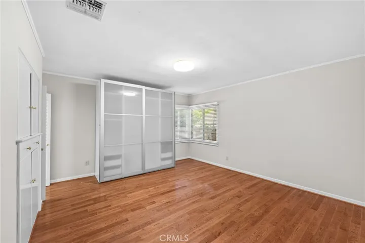2465 Sherwood, San Marino, California 91108