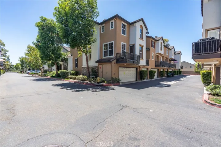6 Harvest Point, Aliso Viejo, California 92656