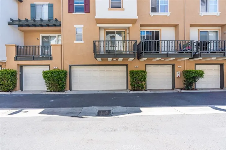 6 Harvest Point, Aliso Viejo, California 92656