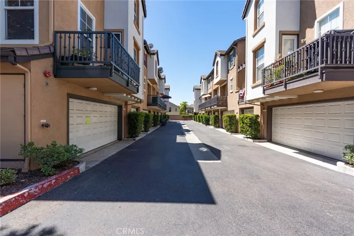 6 Harvest Point, Aliso Viejo, California 92656
