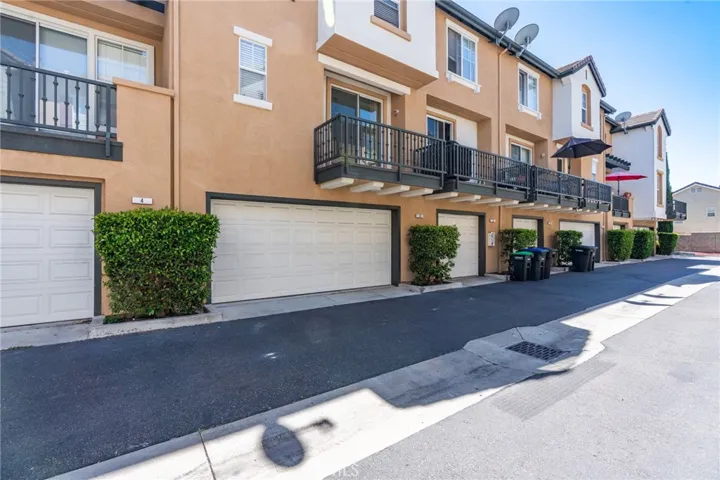 6 Harvest Point, Aliso Viejo, California 92656