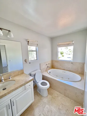 6483 Zuma View Place 104, Malibu, California 90265