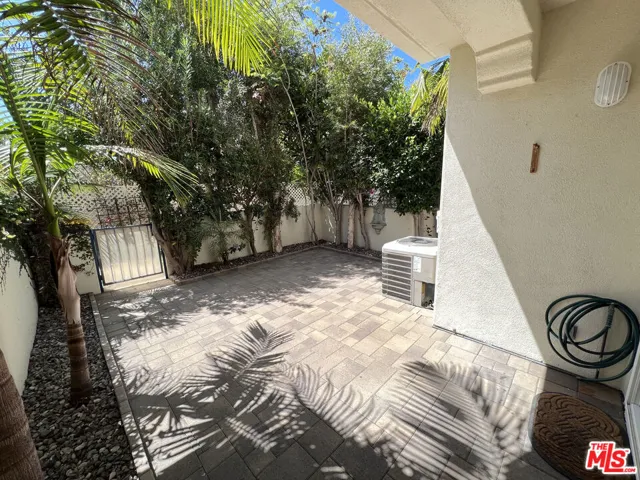 6483 Zuma View Place 104, Malibu, California 90265