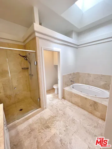 6483 Zuma View Place 104, Malibu, California 90265