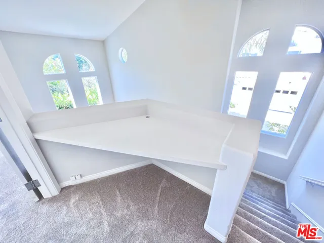 6483 Zuma View Place 104, Malibu, California 90265