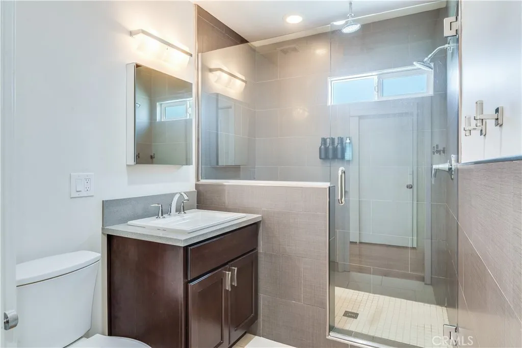 Bathroom #2