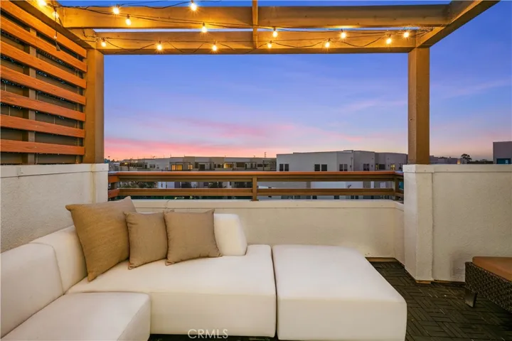 1651 Topanga, Costa Mesa, California 92627