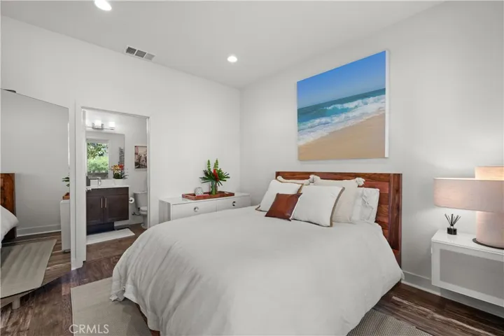 1651 Topanga, Costa Mesa, California 92627