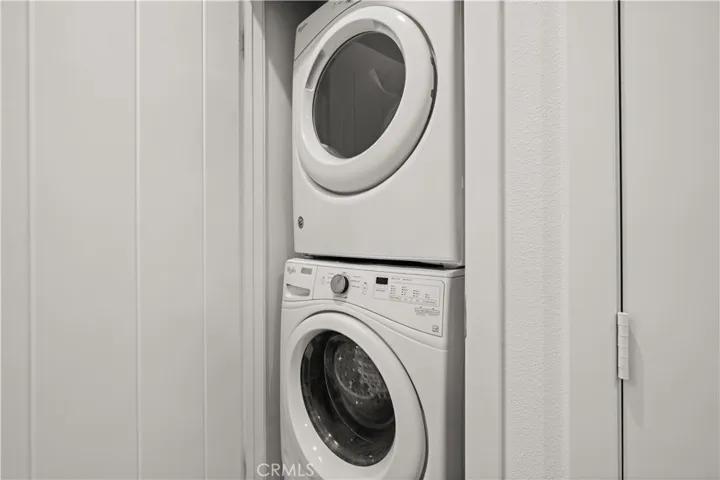 Level 3 - Washer / Dryer