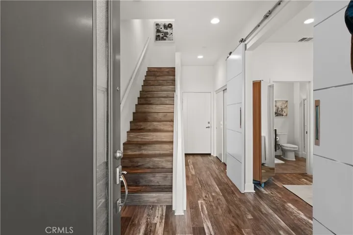 1651 Topanga, Costa Mesa, California 92627