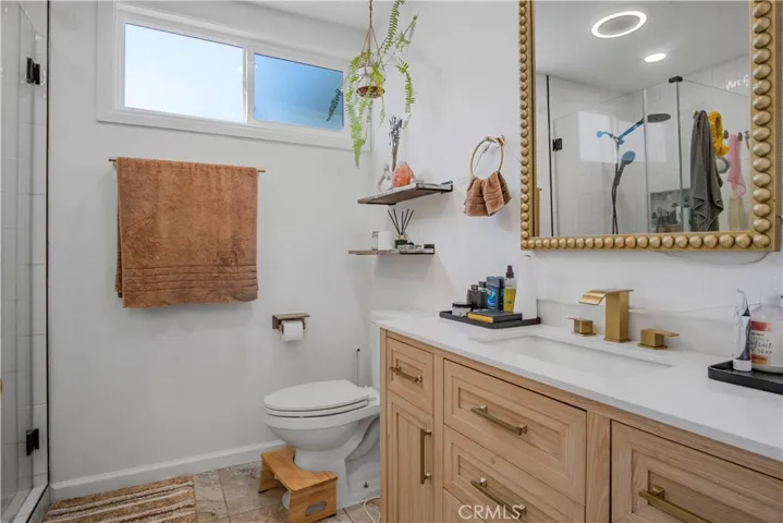 11607 Verbeck, Whittier, California 90606
