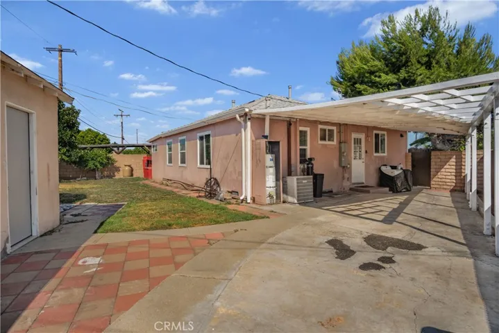 11607 Verbeck, Whittier, California 90606