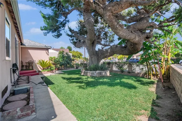 11607 Verbeck, Whittier, California 90606