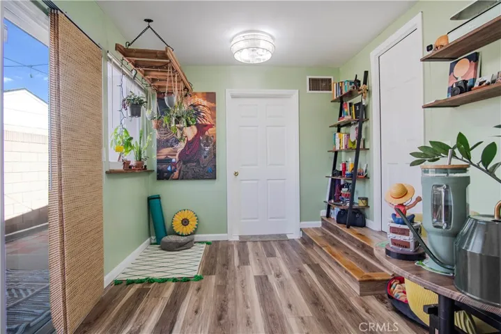 11607 Verbeck, Whittier, California 90606