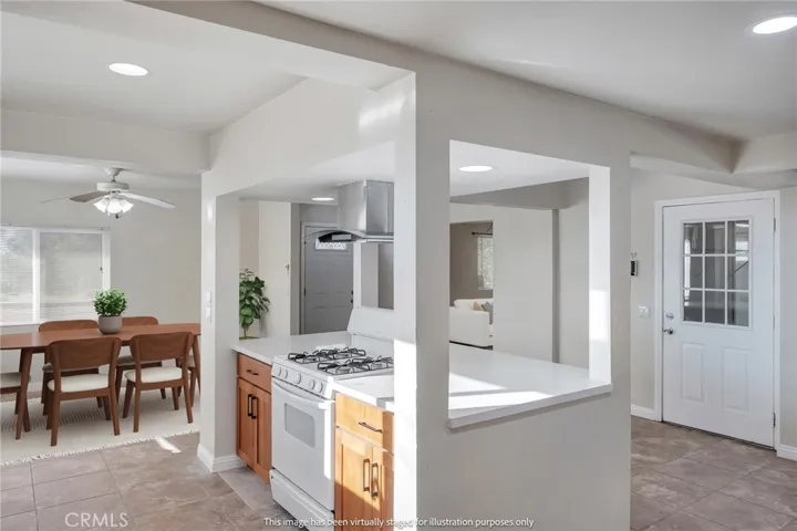9376 Flora Vista, Apple Valley, California 92308