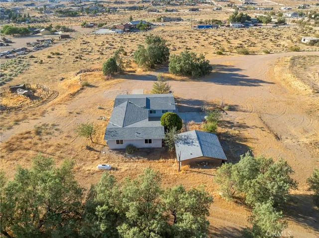 9376 Flora Vista, Apple Valley, California 92308